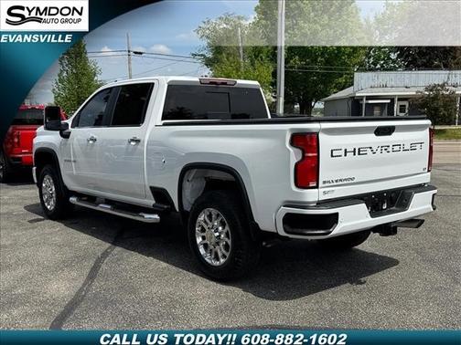 Summit White 2025 Chevrolet Silverado 2500 LT