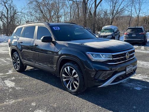 2022 Volkswagen Atlas 3.6L SE w/Technology