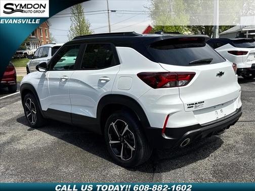Summit White 2023 Chevrolet Trailblazer RS