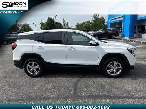 2024 GMC Terrain SLE