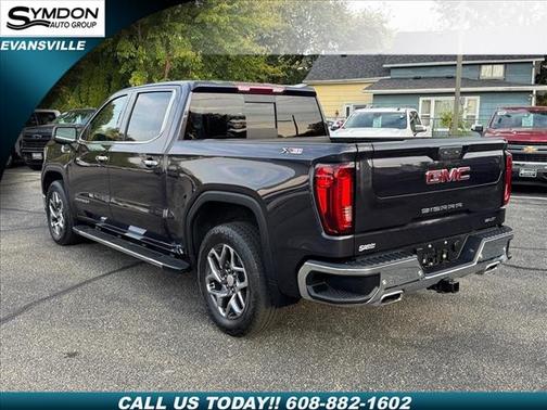 2022 GMC Sierra 1500 SLT
