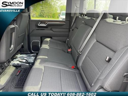 Summit White 2026 Chevrolet Silverado 3500 LT