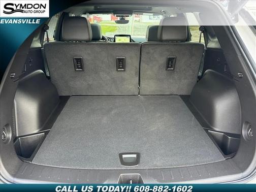 Iridescent Pearl Tricoat 2024 Chevrolet Blazer RS