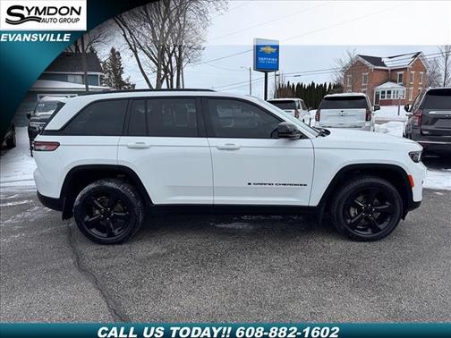 2023 Jeep Grand Cherokee Altitude