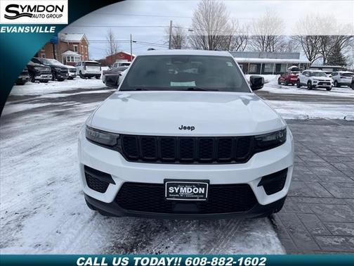 2023 Jeep Grand Cherokee Altitude