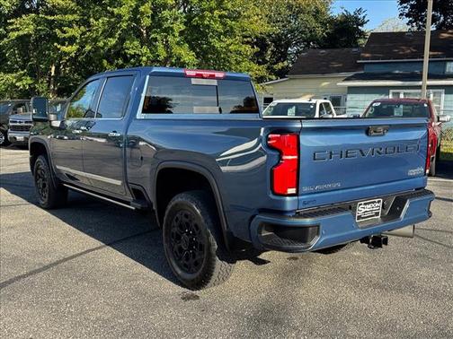 2025 Chevrolet Silverado 3500 High Country