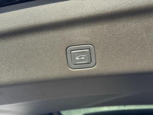 2021 Chevrolet Tahoe 4WD High Country