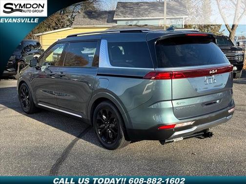 2022 Kia Carnival SX