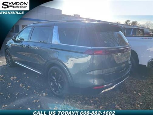 2022 Kia Carnival SX