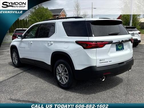 Summit White 2023 Chevrolet Traverse LT Cloth