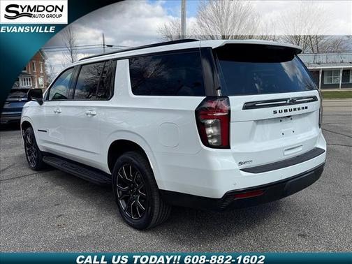 2024 Chevrolet Suburban RST