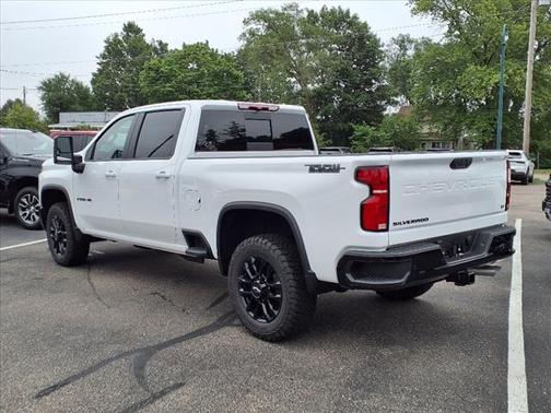 2025 Chevrolet Silverado 2500 LT