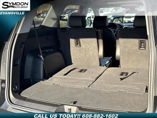 2023 GMC Acadia AWD SLT