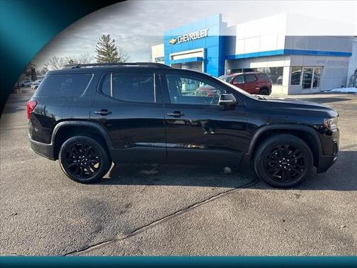 2023 GMC Acadia AWD SLT