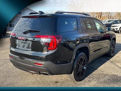 2023 GMC Acadia AWD SLT