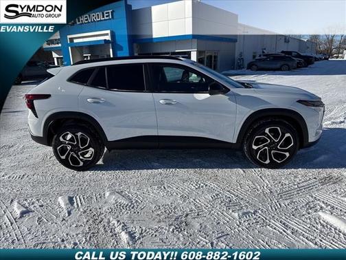 Summit White 2024 Chevrolet Trax FWD 2RS