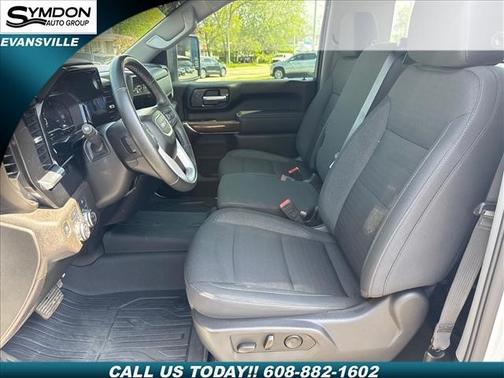 Summit White 2025 GMC Sierra 2500 SLE