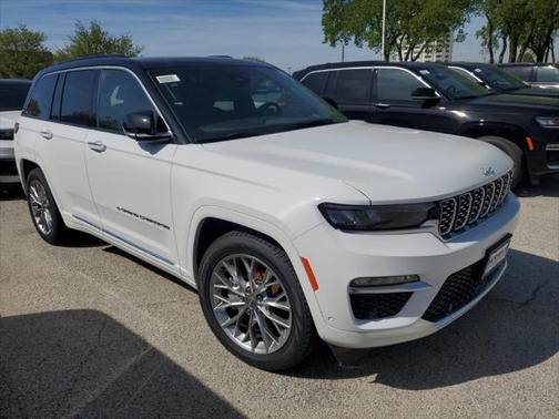 2025 Jeep Grand Cherokee Summit
