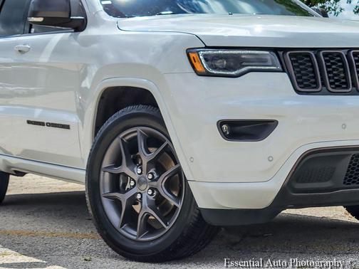Bright White Clearcoat 2021 Jeep Grand Cherokee Limited