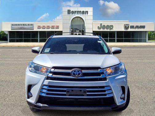 Blizzard Pearl 2019 Toyota Highlander XLE