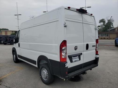 2025 RAM ProMaster 1500 Base