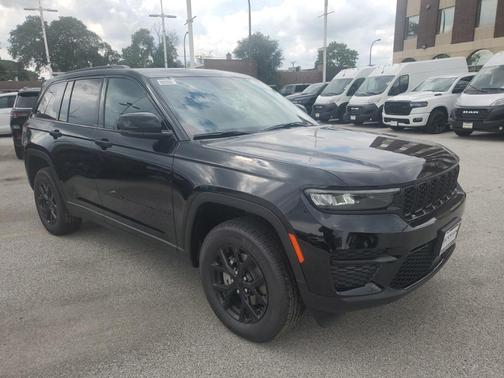 2025 Jeep Grand Cherokee Altitude