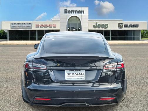 2023 Tesla Model S Standard Range