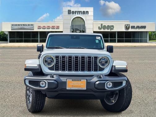 2024 Jeep Wrangler 4-Door Sahara 4x4