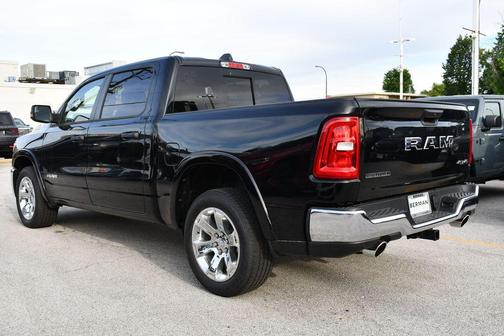 Diamond Black Crystal Pearlcoat 2026 RAM 1500 Big Horn/Lone Star
