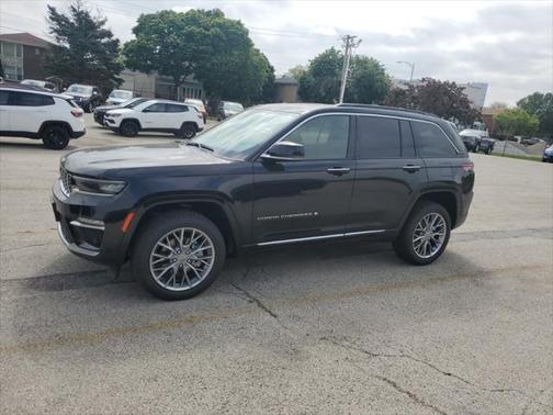 2025 Jeep Grand Cherokee Summit
