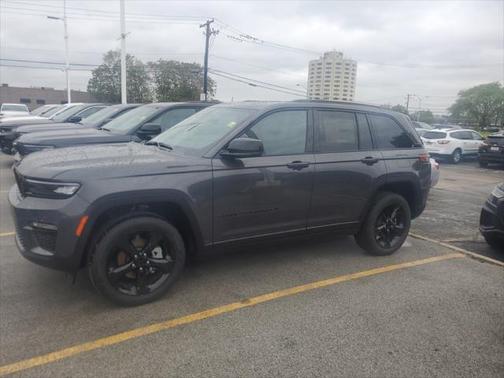 2025 Jeep Grand Cherokee Limited X