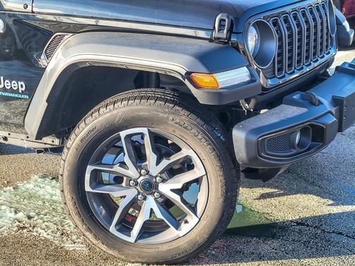 2025 Jeep Wrangler 4xe Sport S