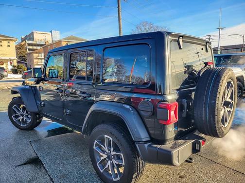 2025 Jeep Wrangler 4xe Sport S