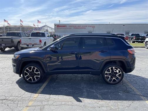 Photo 4 of 22 of 2018 Jeep Compass Limited