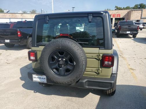 2025 Jeep Wrangler Sport