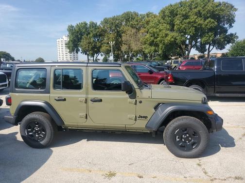 2025 Jeep Wrangler Sport