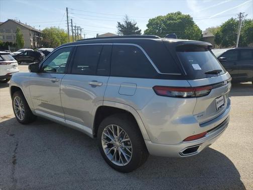 2025 Jeep Grand Cherokee Summit
