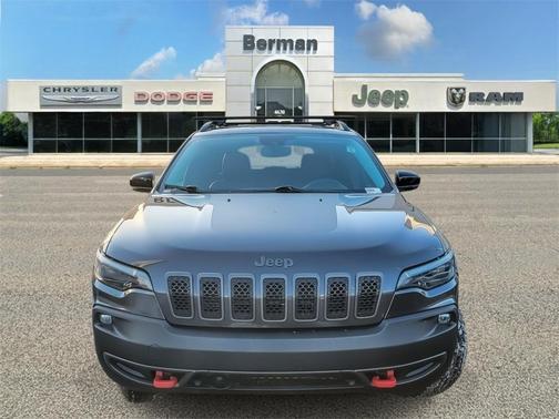 2022 Jeep Cherokee Trailhawk