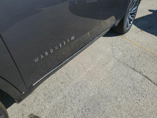 2025 Jeep Wagoneer Carbide 4x4