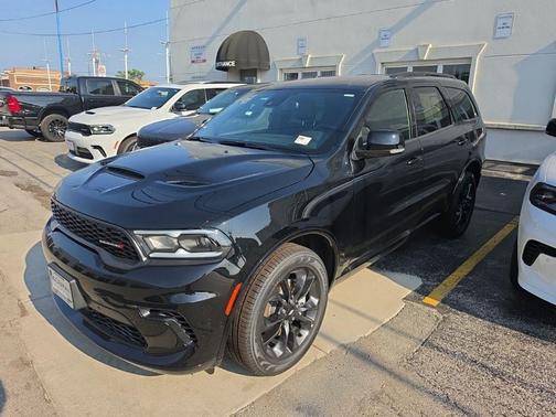 DB Black Clearcoat 2026 Dodge Durango GT Plus
