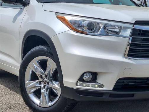 2016 Toyota Highlander Limited
