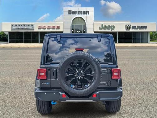 2022 Jeep Wrangler Unlimited 4xe Sahara