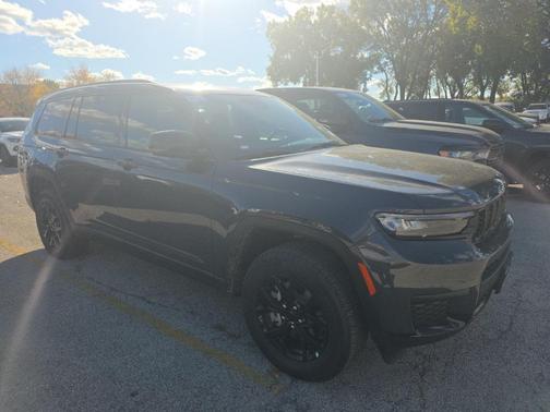 2025 Jeep Grand Cherokee L Altitude