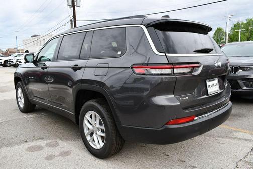Baltic Gray Metallic Clearcoat 2026 Jeep Grand Cherokee L Altitude