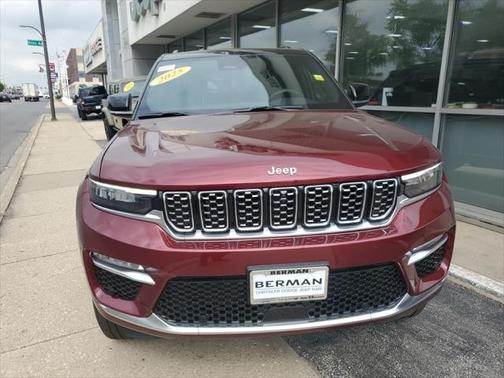 2025 Jeep Grand Cherokee Summit