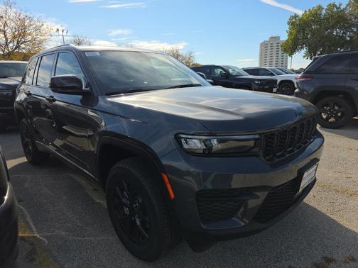 2025 Jeep Grand Cherokee Altitude