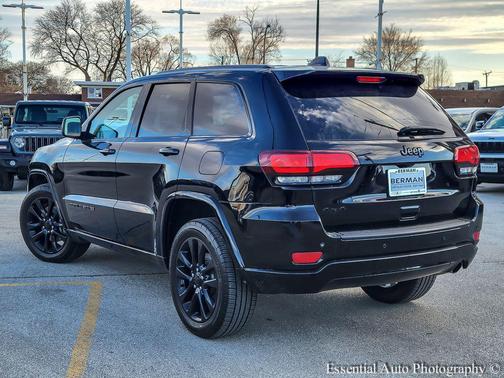 2021 Jeep Grand Cherokee Laredo