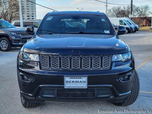 2021 Jeep Grand Cherokee Laredo