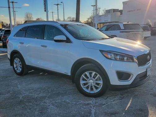 2018 Kia Sorento LX