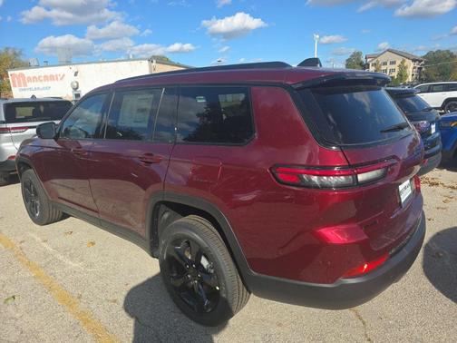 Velvet Red Pearlcoat 2025 Jeep Grand Cherokee L Altitude